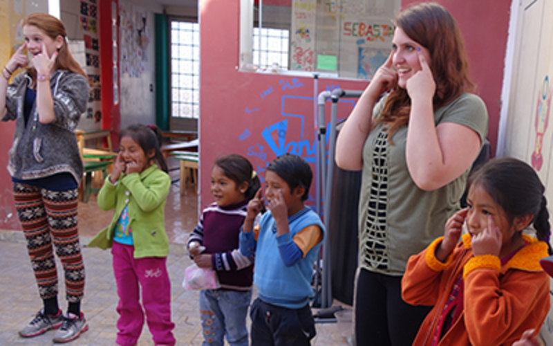 Volunteer in Peru with United Planet