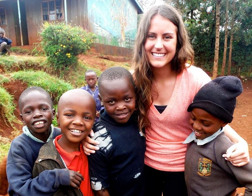 love volunteers volunteering with kids