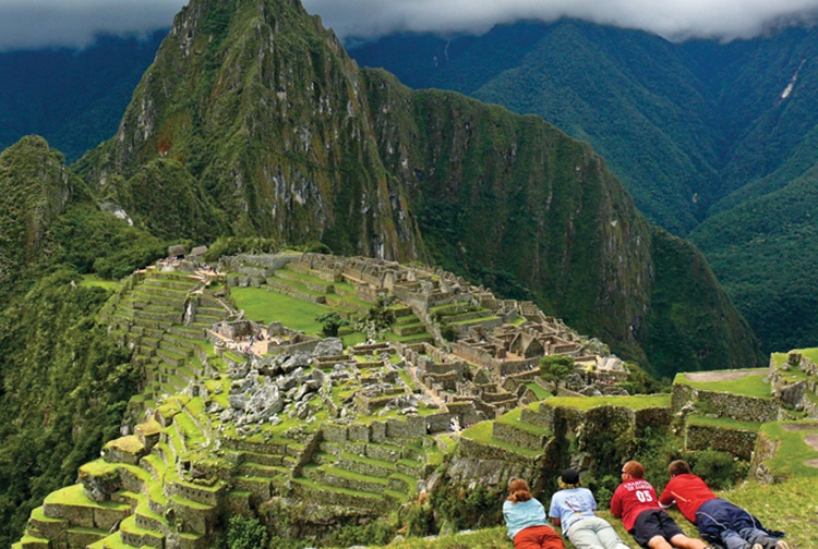 short term volunteering in peru